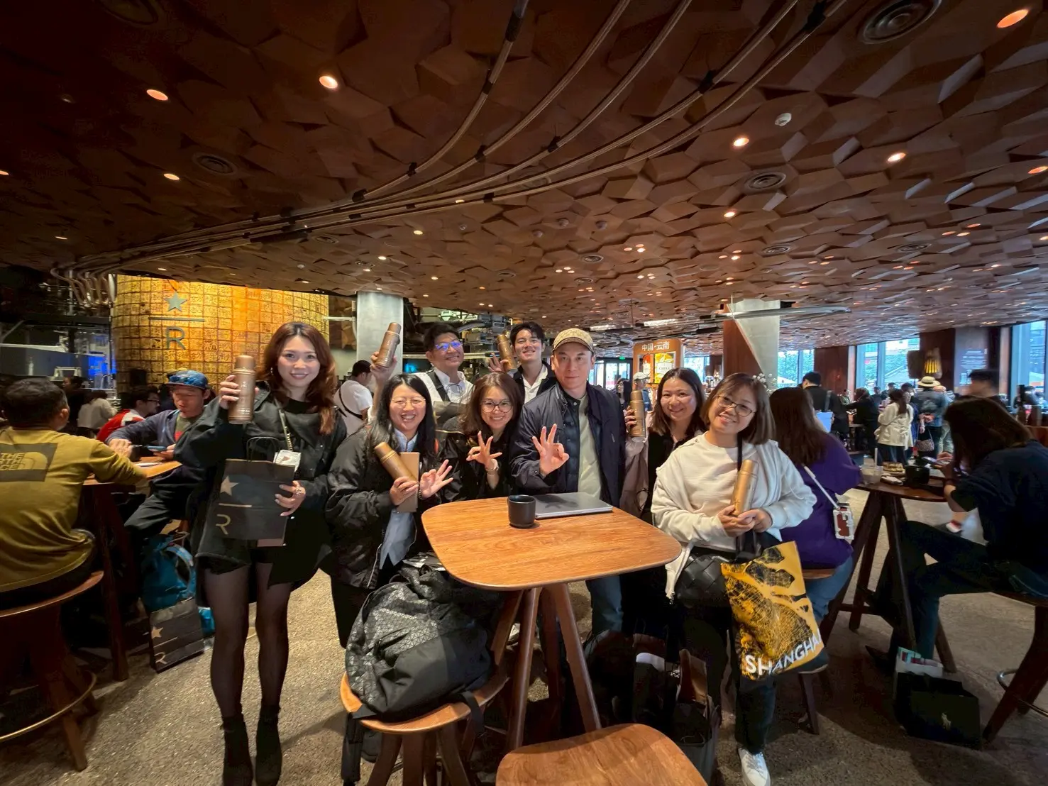 Line Album 愛人家族 上海行 251028 1